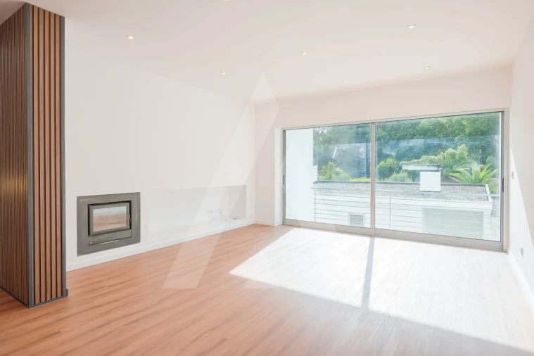 Moradia T4 para Venda em Eixo e Eirol Foto 2