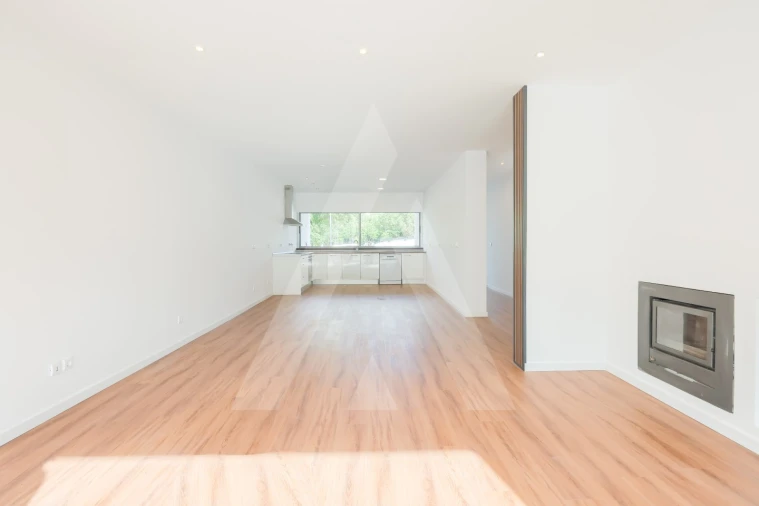 Moradia T4 para Venda em Eixo e Eirol Foto 8