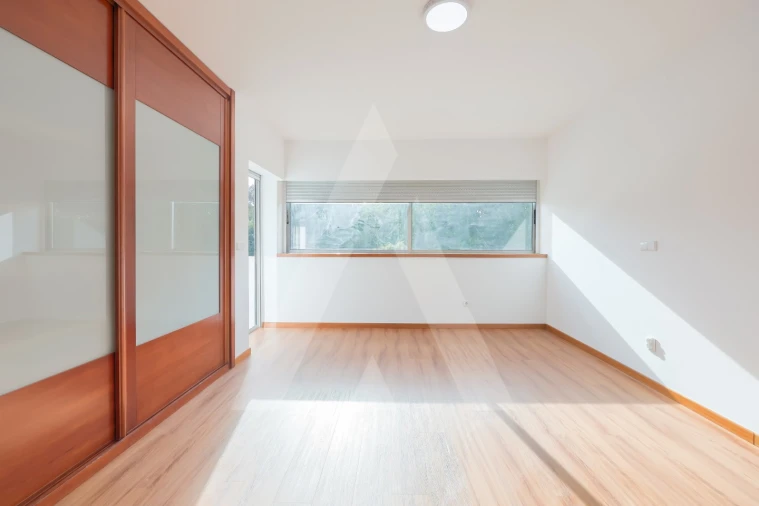 Moradia T4 para Venda em Eixo e Eirol Foto 18