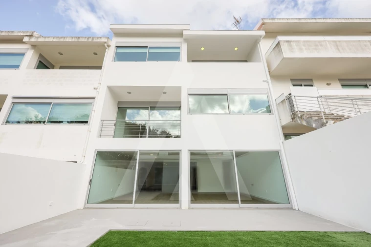 Moradia T4 para Venda em Eixo e Eirol Foto 4