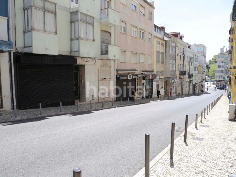 Loja para Arrendamento em Penha de França Foto 1