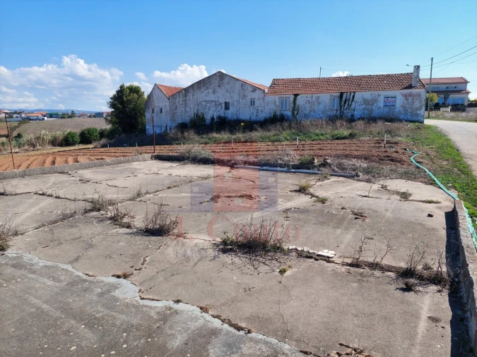 Moradia T3 para Venda em Barrio Foto 2