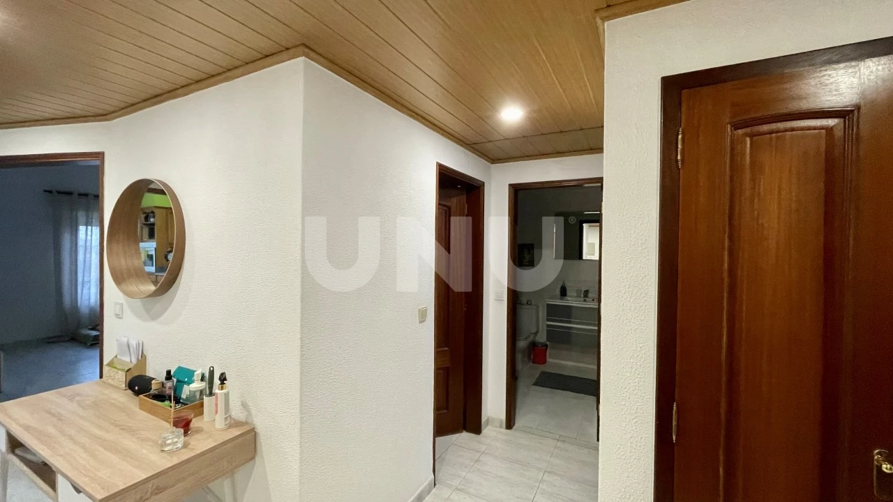 Apartamento T3 para Venda em Seixal, Arrentela e Aldeia de Paio Pires Foto 2