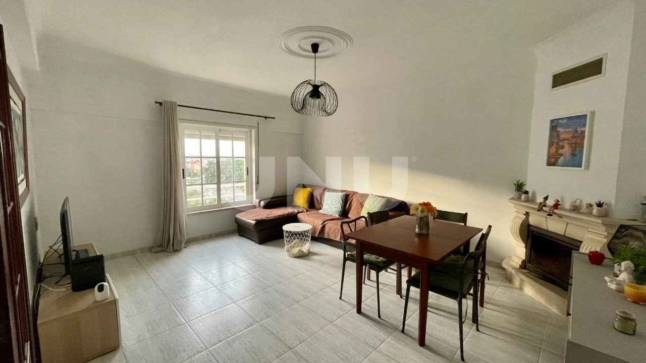 Apartamento T3 para Venda em Seixal, Arrentela e Aldeia de Paio Pires Foto 4