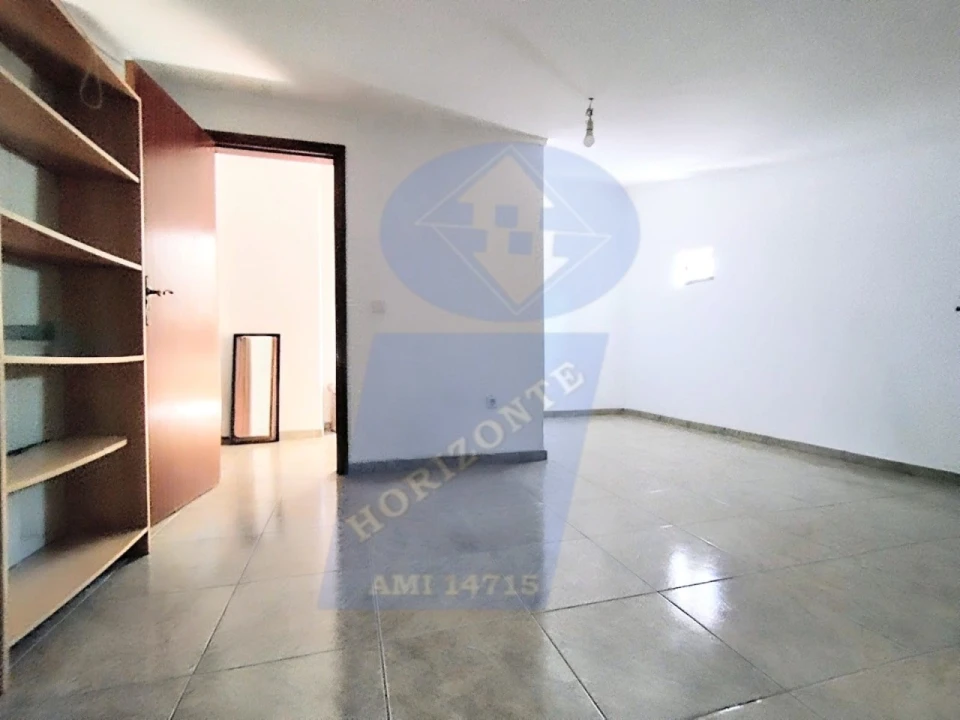 Moradia T2 para Arrendamento em Covões e Camarneira Foto 1