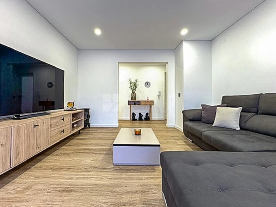 Apartamento T3 para Venda em Esmoriz Foto 1