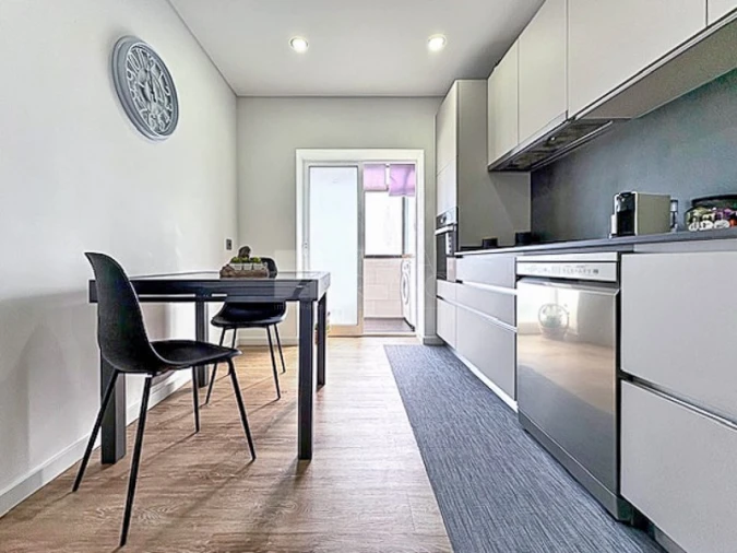 Apartamento T3 para Venda em Esmoriz Foto 6