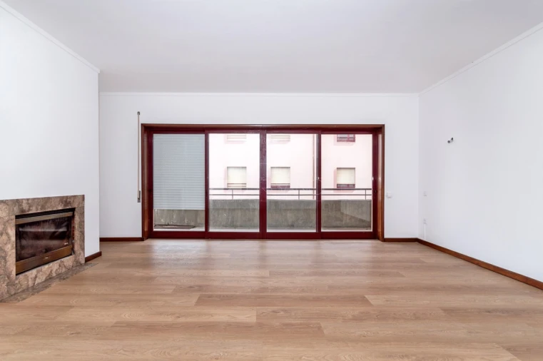 Apartamento T3 para Venda em Esmoriz Foto 3