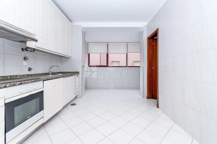 Apartamento T3 para Venda em Esmoriz Foto 6