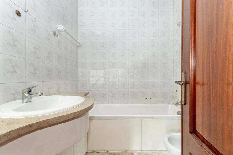 Apartamento T3 para Venda em Esmoriz Foto 17