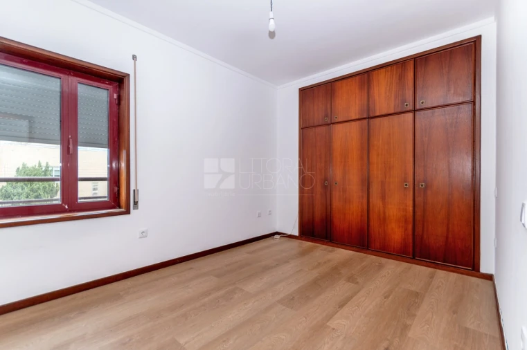 Apartamento T3 para Venda em Esmoriz Foto 19