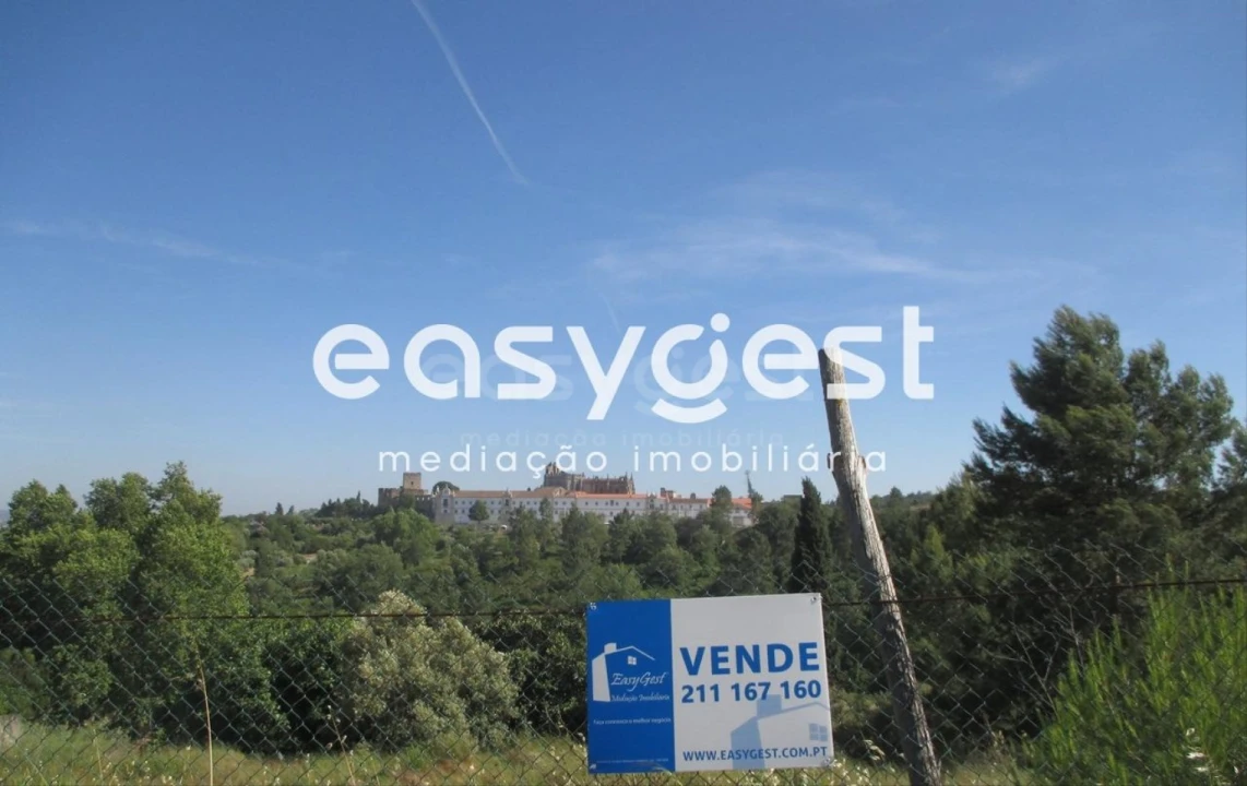 Terreno para Venda em São João Baptista e Santa Maria dos Olivais Foto 11