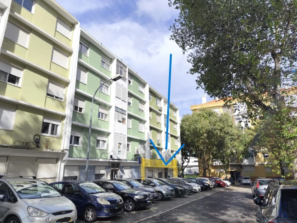 Apartamento T2 para Venda em Benfica Foto 1