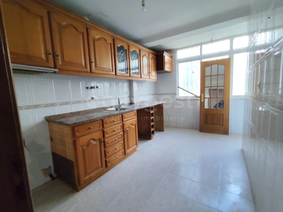 Apartamento T2 para Venda em Benfica Foto 12