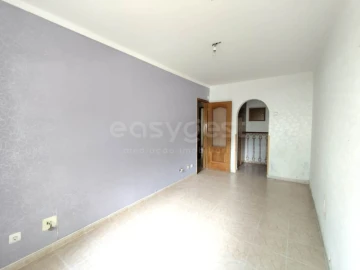 Apartamento T2 para Venda em Benfica