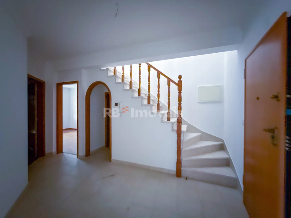 Apartamento T3 para Venda em São João Baptista Foto 1