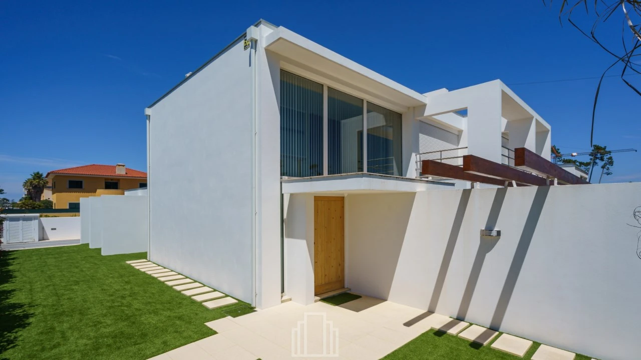 Moradia T3 para Venda em Esmoriz Foto 4