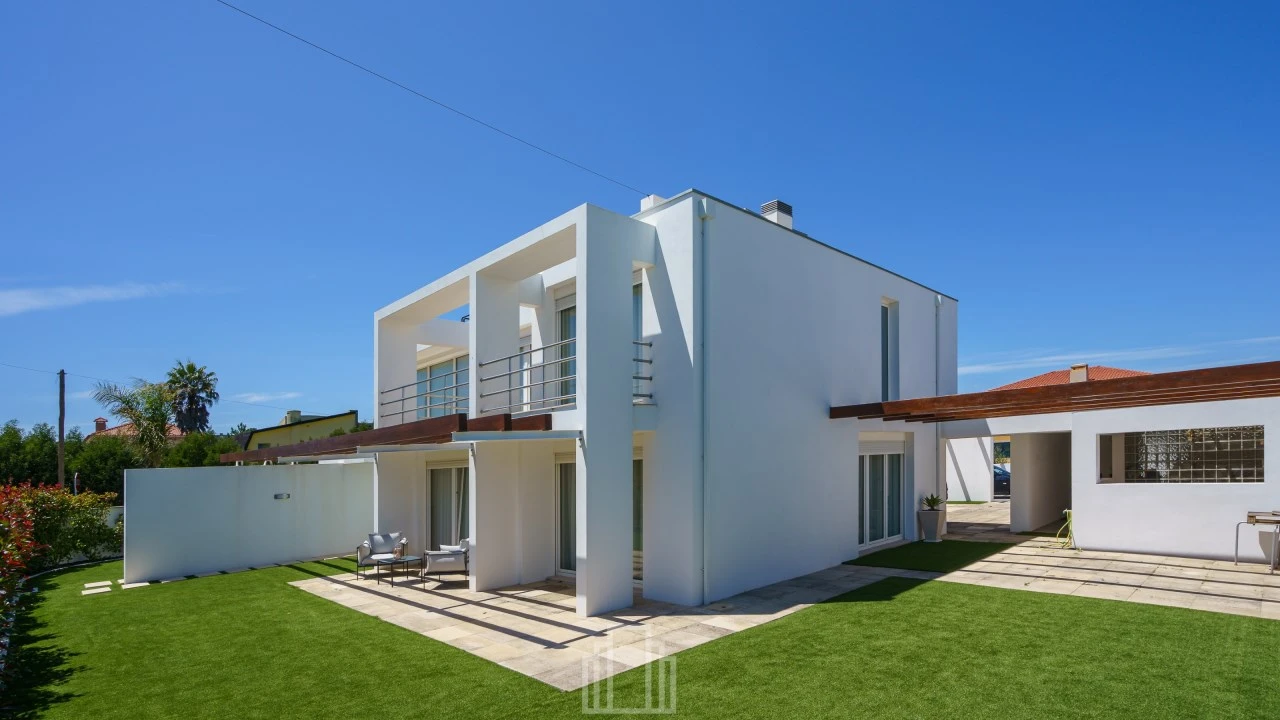 Moradia T3 para Venda em Esmoriz Foto 10