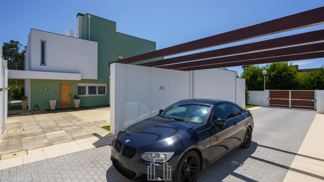 Moradia T3 para Venda em Esmoriz Foto 14