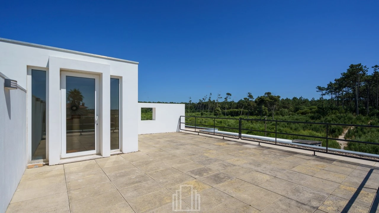 Moradia T3 para Venda em Esmoriz Foto 42