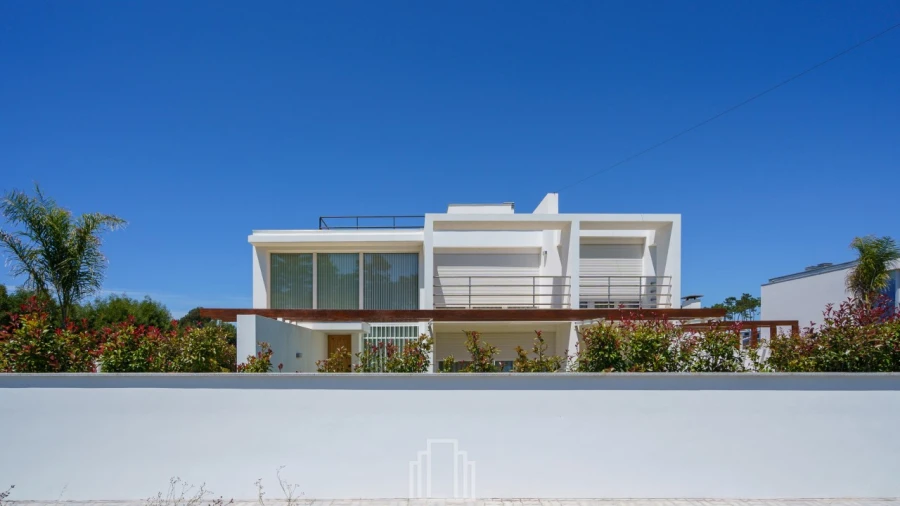 Moradia T3 para Venda em Esmoriz Foto 3