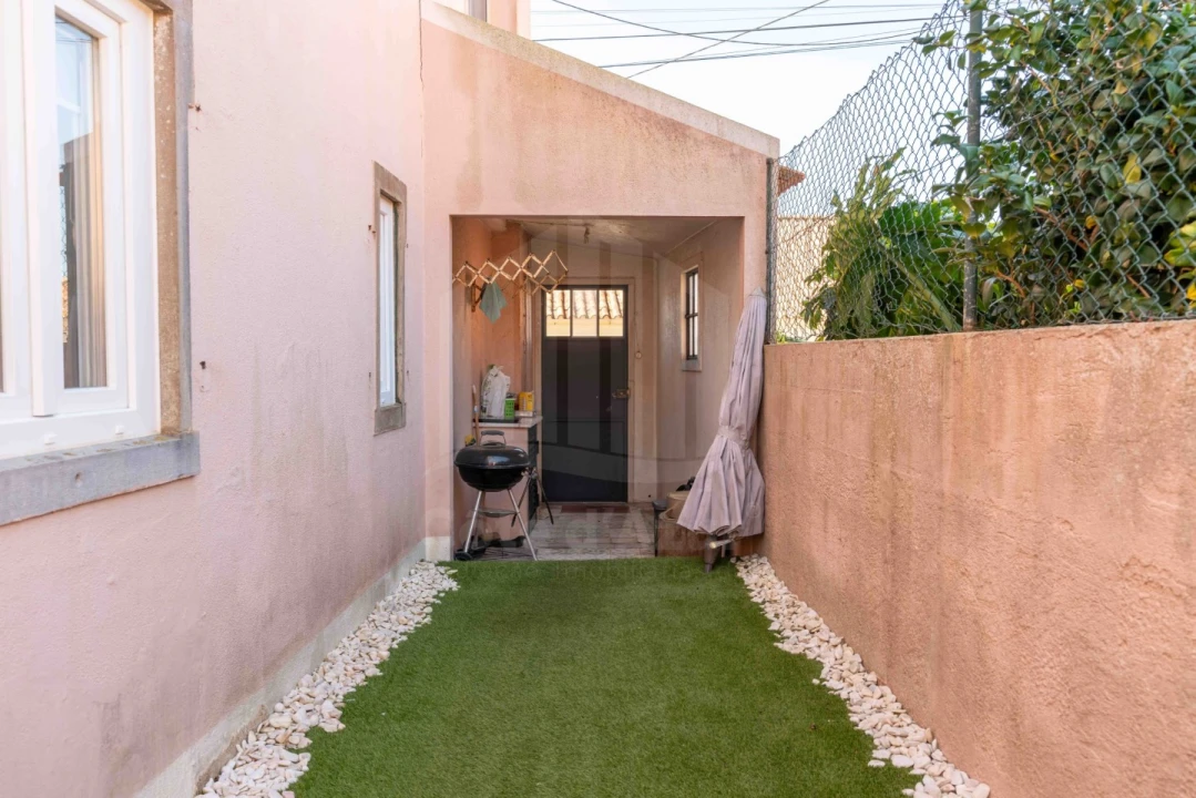 Moradia T3 para Venda em Santa Maria e São Miguel, São Martinho, São Pedro Penaferrim Foto 7