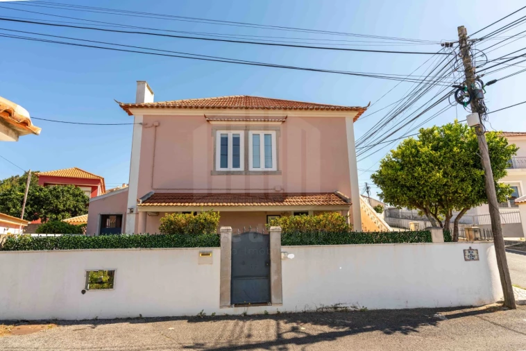 Moradia T3 para Venda em Santa Maria e São Miguel, São Martinho, São Pedro Penaferrim Foto 6