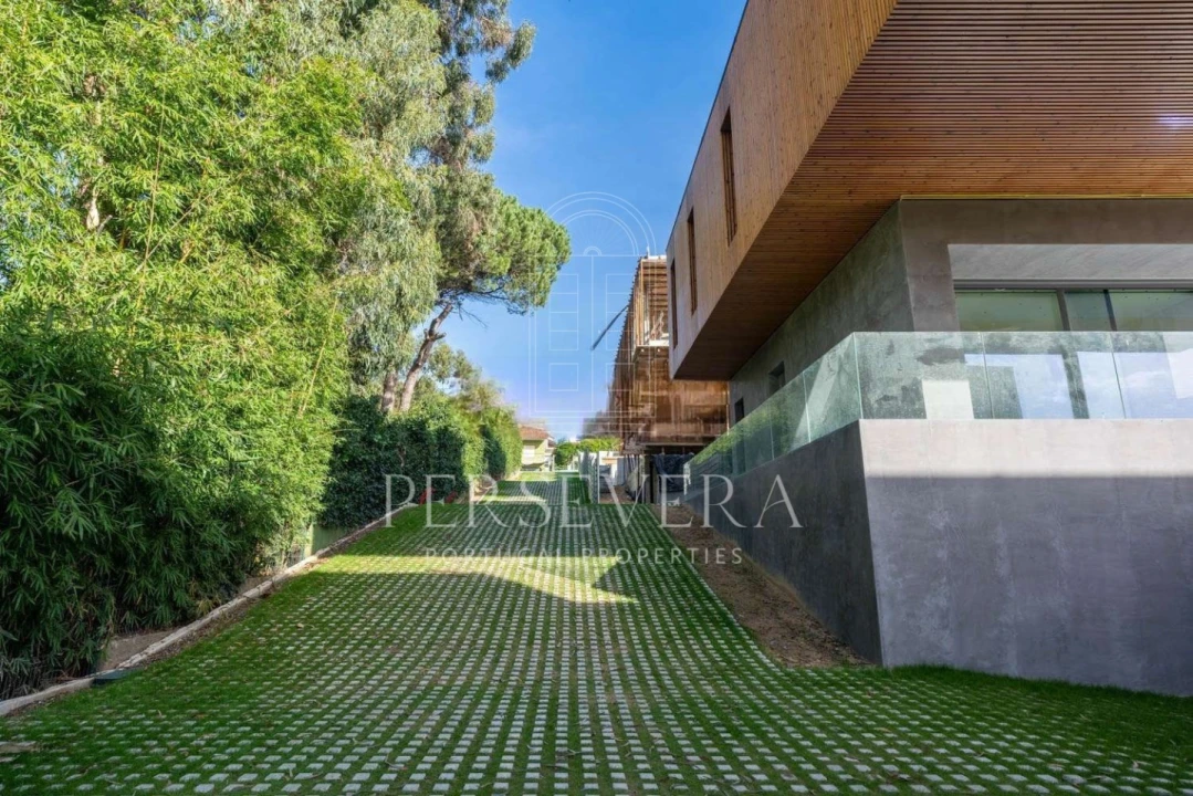 Moradia T5 para Venda em Alcabideche Foto 34