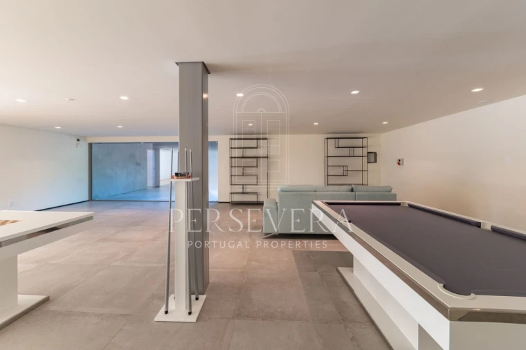 Moradia T5 para Venda em Alcabideche Foto 32