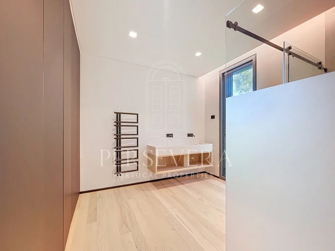 Moradia T5 para Venda em Alcabideche Foto 17