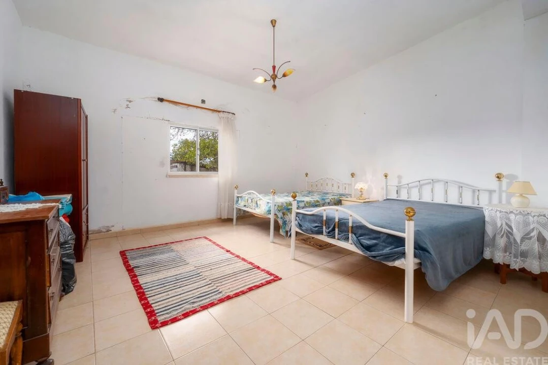 Moradia T12 para Venda em Alte Foto 10