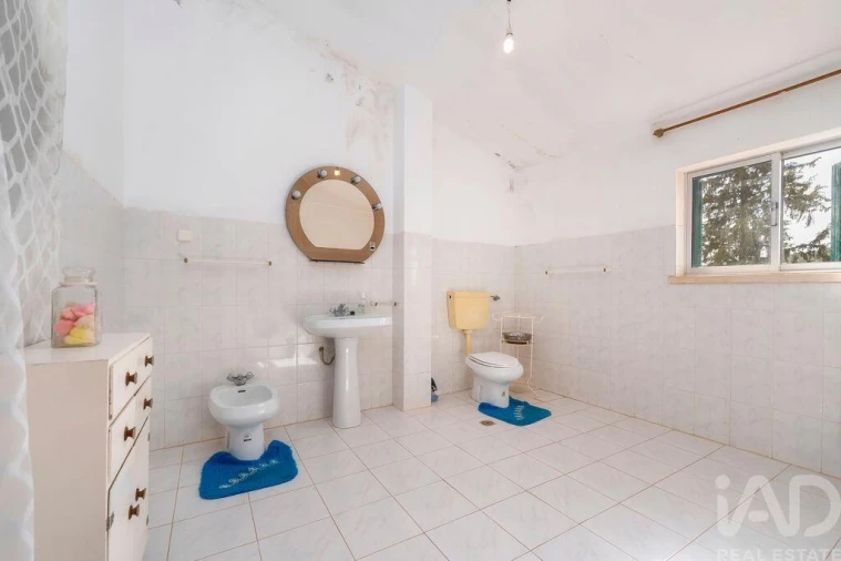 Moradia T12 para Venda em Alte Foto 16