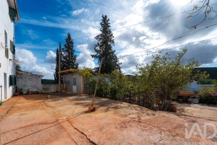 Moradia T12 para Venda em Alte Foto 31