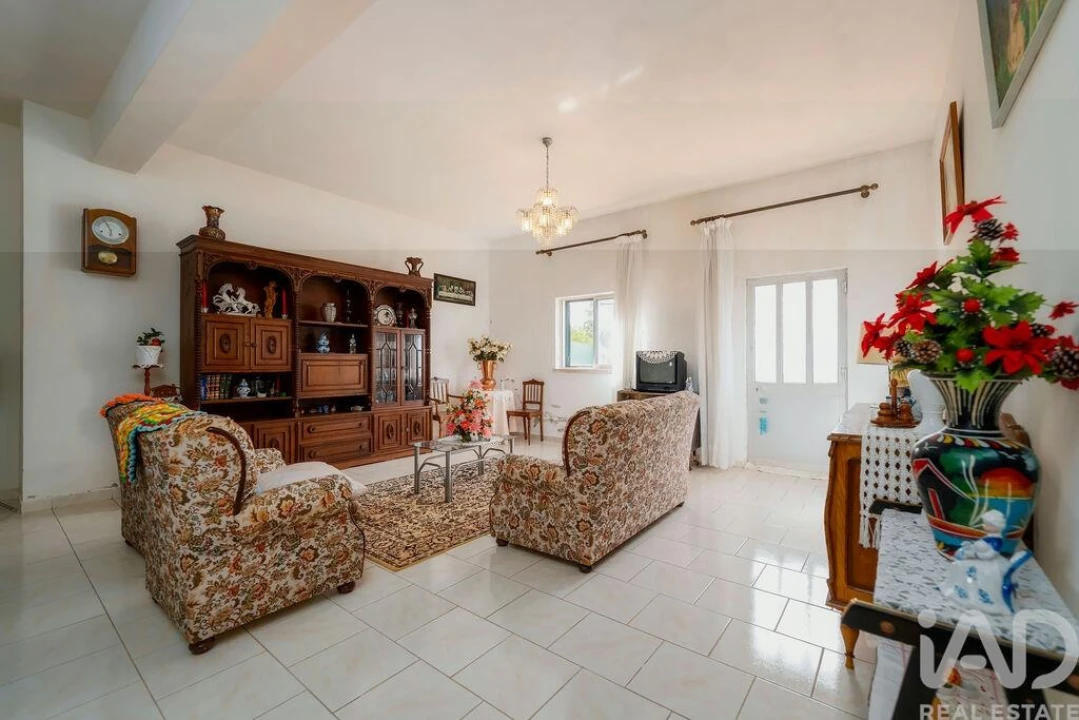 Moradia T12 para Venda em Alte Foto 5