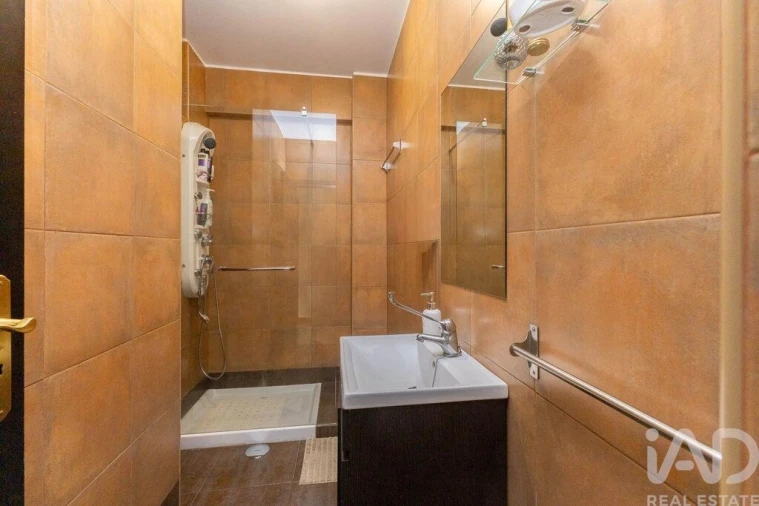 Apartamento T2 para Venda em Alfena Foto 10