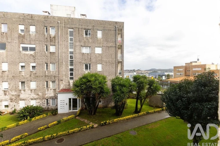 Apartamento T2 para Venda em Alfena Foto 16