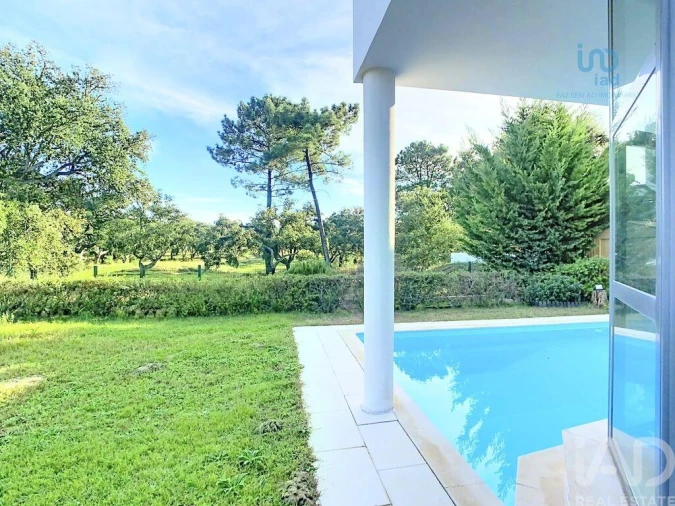 Moradia T3 para Venda em Quinta do Anjo Foto 36