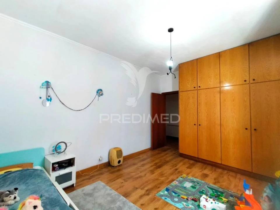 Moradia T3 para Venda em Azoia de Cima e Tremês Foto 16