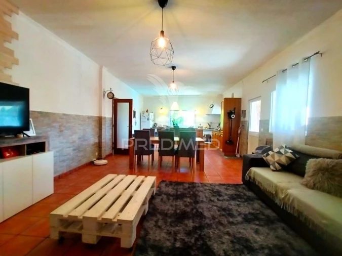 Moradia T3 para Venda em Azoia de Cima e Tremês Foto 14