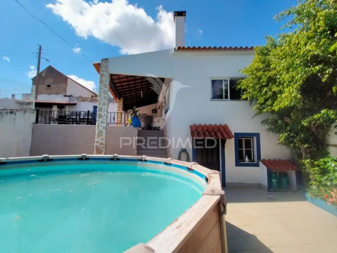 Moradia T3 para Venda em Azoia de Cima e Tremês Foto 7