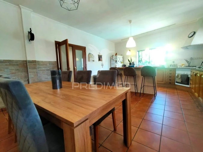 Moradia T3 para Venda em Azoia de Cima e Tremês Foto 13