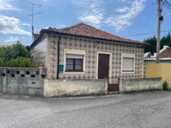 Moradia T2 para Venda em Santa Joana