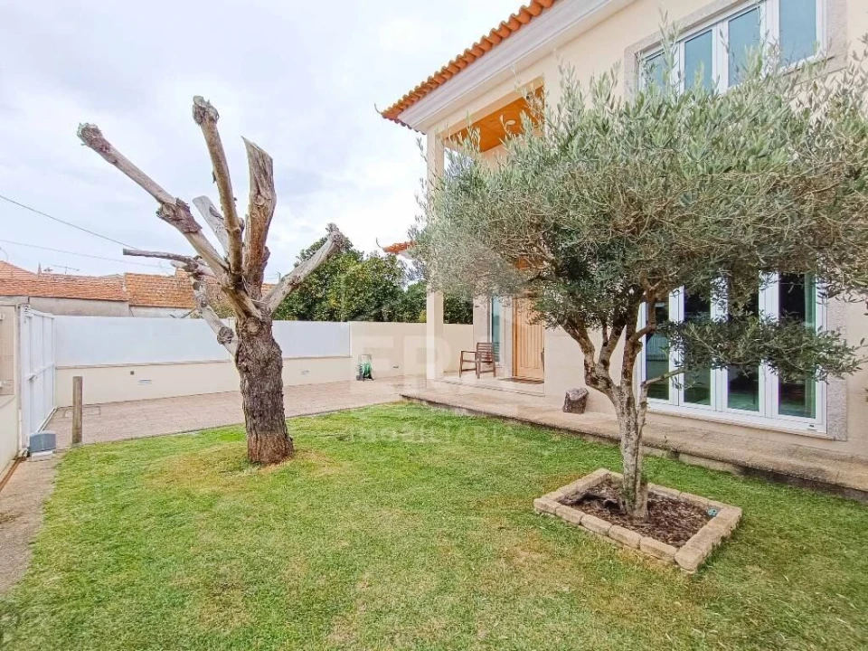 Moradia T4 para Venda em Ílhavo (São Salvador) Foto 3