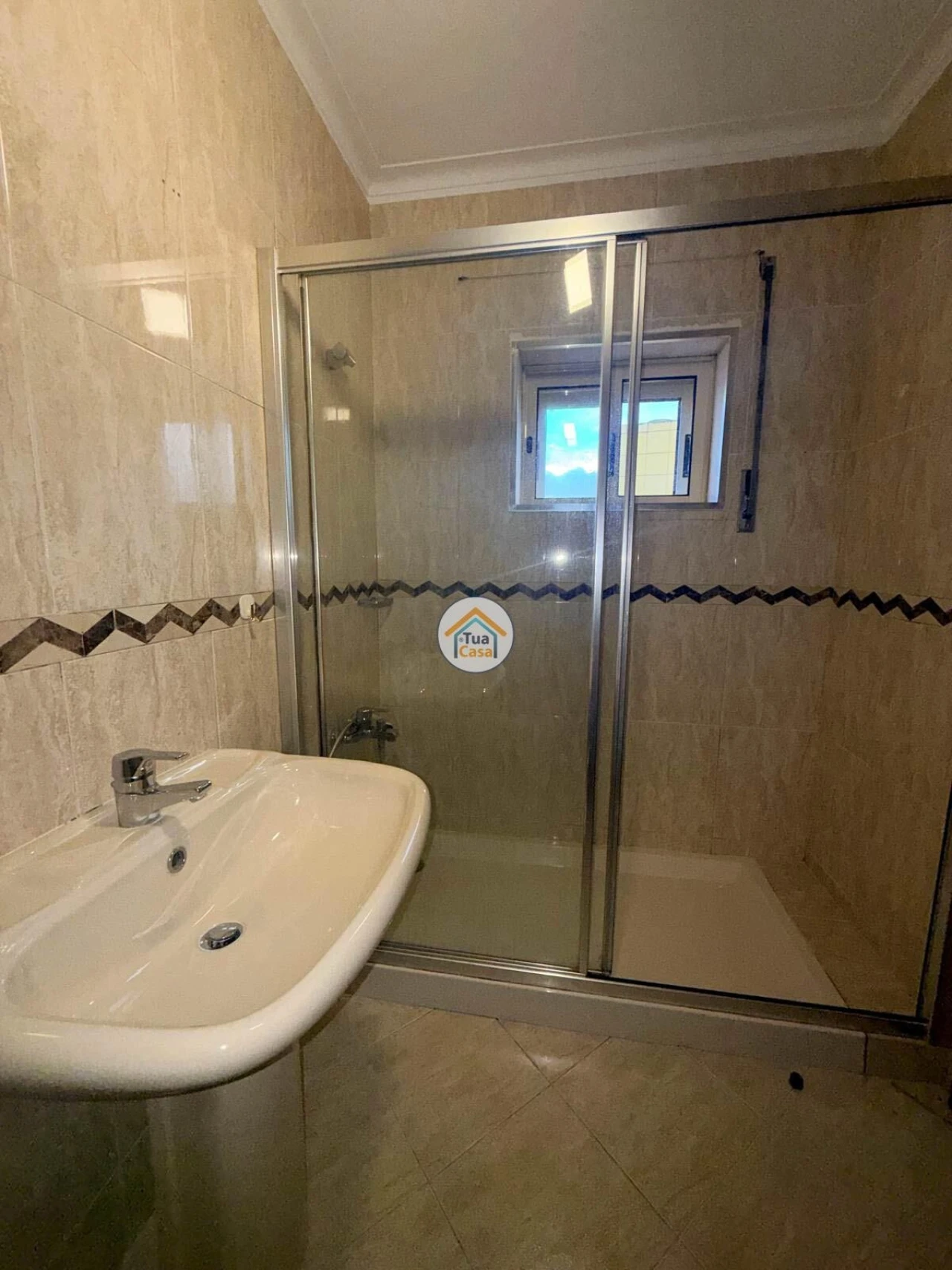 Apartamento T3 para Venda em Argoncilhe Foto 23