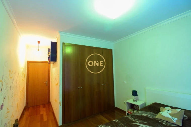 Apartamento T2 para Venda em Caniço Foto 15