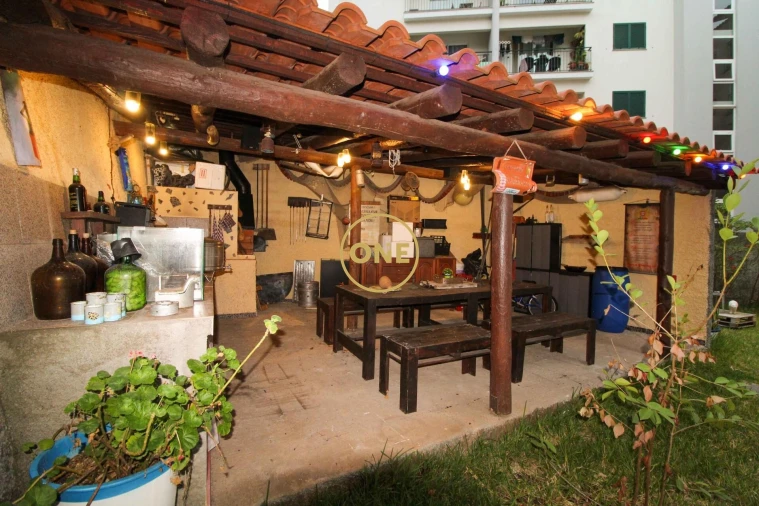 Apartamento T2 para Venda em Caniço Foto 30