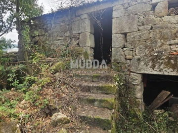 Moradia T2 para Venda em Romariz