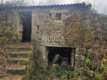 Moradia T2 para Venda em Romariz