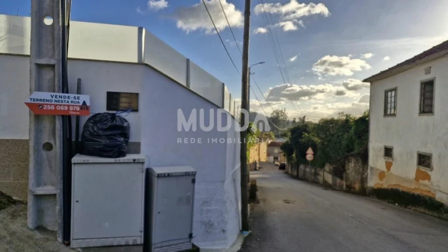 Moradia T2 para Venda em Romariz Foto 14