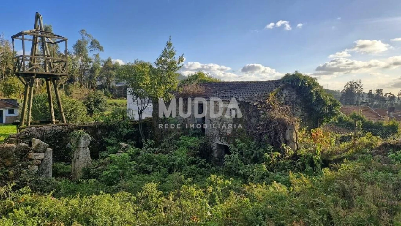 Moradia T2 para Venda em Romariz Foto 9